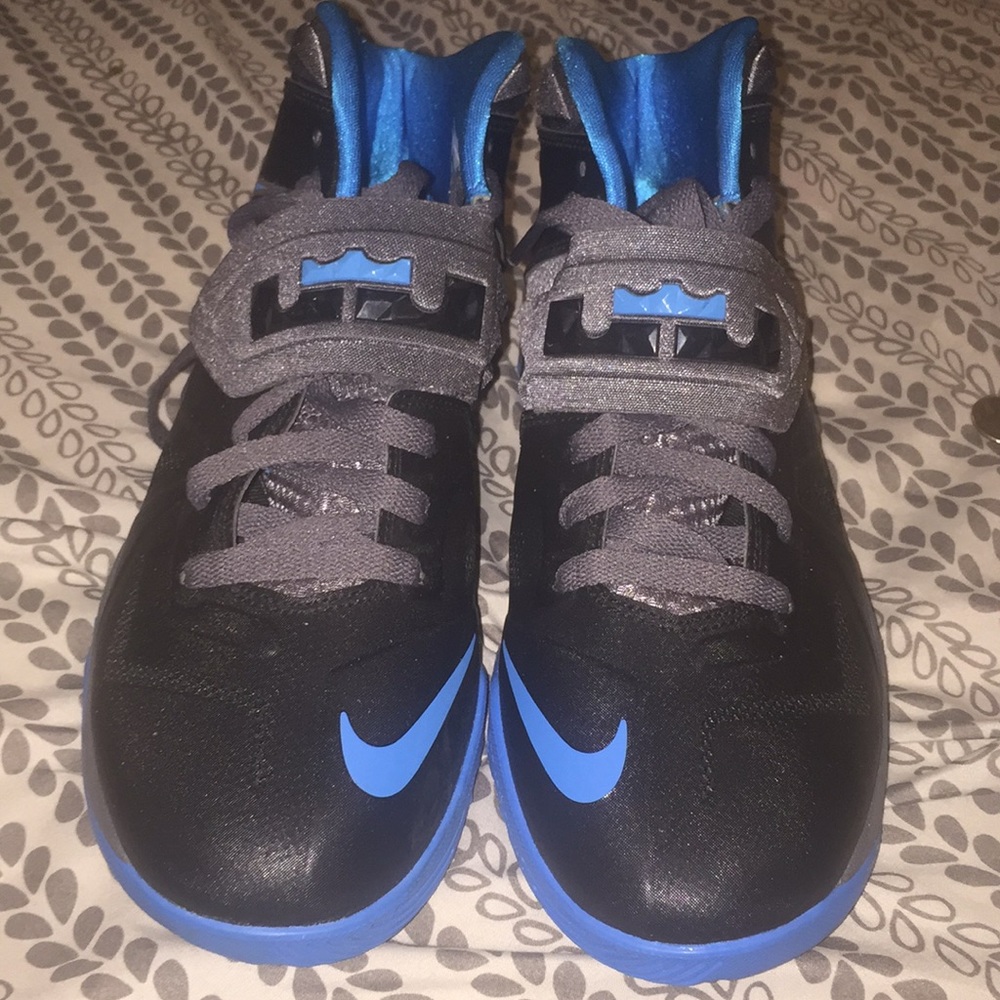 Grade School Kids Lebron Soldier 7s
